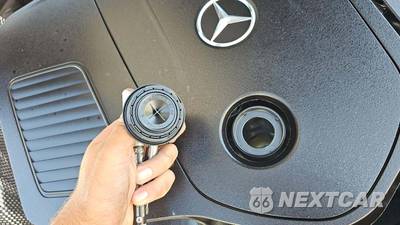 2025 Mercedes-Benz C 300 - zdjęcie 20 z 27 - miniatura