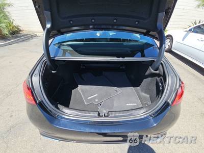 2025 Mercedes-Benz C 300 - zdjęcie 16 z 27 - miniatura