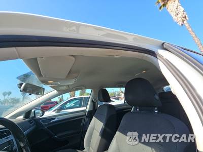 2017 Volkswagen Golf SportWagen S Wagon - zdjęcie 18 z 22 - miniatura