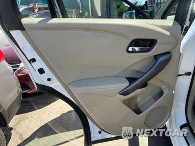 2015 Acura RDX w/Technology Pkg - zdjęcie 38 z 50 - miniatura