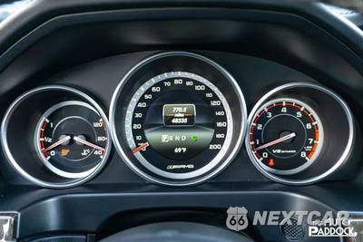 2015 Mercedes-Benz E 63 AMG S 4MATIC Sedan - zdjęcie 18 z 26 - miniatura
