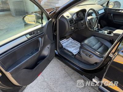 2011 Volkswagen Touareg - zdjęcie 9 z 17 - miniatura
