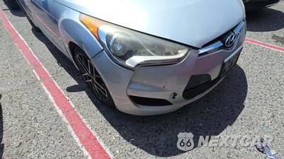 2014 Hyundai Veloster w/Black Interior - zdjęcie 22 z 30 - miniatura