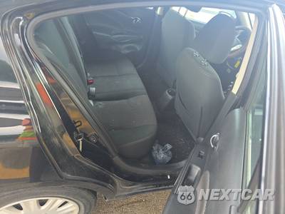 2019 Nissan Versa Sedan SV - zdjęcie 14 z 38 - miniatura