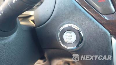 2015 Nissan Pathfinder SL - zdjęcie 22 z 28 - miniatura