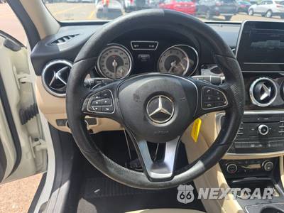 2016 Mercedes-Benz GLA 250 - zdjęcie 10 z 35 - miniatura