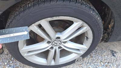 2014 Volkswagen Passat 1.8T SEL Premium - zdjęcie 26 z 43 - miniatura