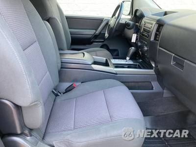 2011 Nissan TITAN SV Crew Cab Short Bed - zdjęcie 12 z 19 - miniatura