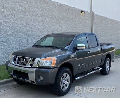 2011 Nissan TITAN SV Crew Cab Short Bed