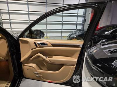 2012 Porsche Cayenne Tiptronic - zdjęcie 70 z 80 - miniatura