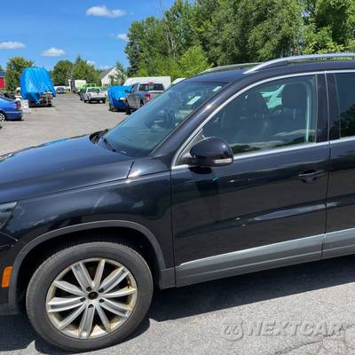 2013 Volkswagen Tiguan SE w/Sunroof & Navigation - zdjęcie 2 z 59 - miniatura