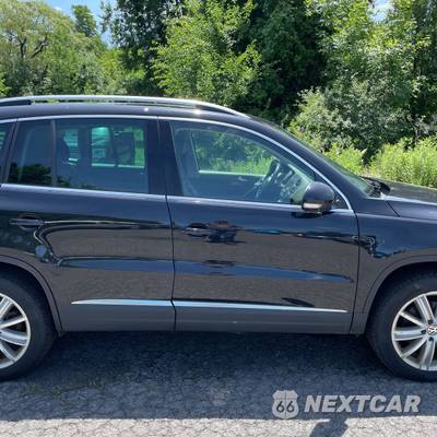 2013 Volkswagen Tiguan SE w/Sunroof & Navigation - zdjęcie 11 z 59 - miniatura