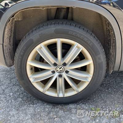 2013 Volkswagen Tiguan SE w/Sunroof & Navigation - zdjęcie 19 z 59 - miniatura