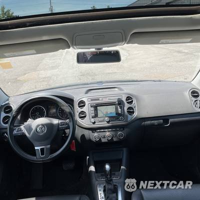 2013 Volkswagen Tiguan SE w/Sunroof & Navigation - zdjęcie 35 z 59 - miniatura