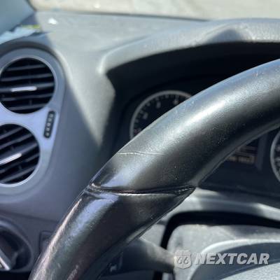 2013 Volkswagen Tiguan SE w/Sunroof & Navigation - zdjęcie 57 z 59 - miniatura