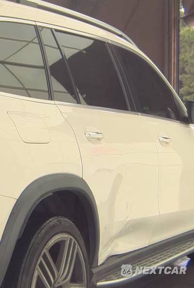2021 Mercedes-Benz GLS 450 4MATIC - zdjęcie 27 z 39 - miniatura