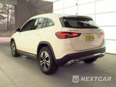 2025 Mercedes-Benz GLA 250 4MATIC - zdjęcie 6 z 26 - miniatura