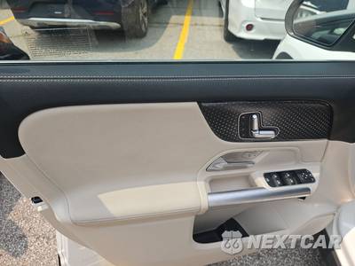 2025 Mercedes-Benz GLA 250 4MATIC - zdjęcie 9 z 26 - miniatura
