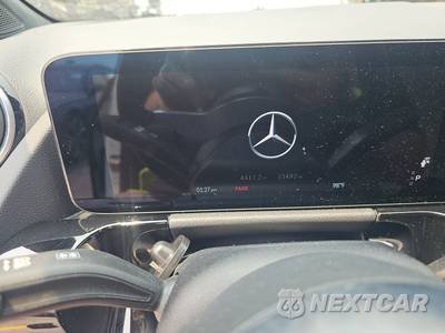 2025 Mercedes-Benz GLA 250 4MATIC - zdjęcie 12 z 26 - miniatura
