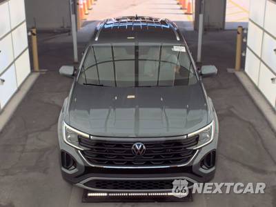 2025 Volkswagen Atlas Cross Sport 2.0T SE w/Technology - zdjęcie 2 z 25 - miniatura