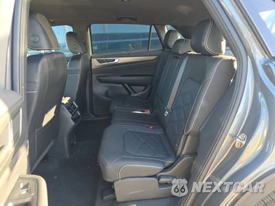 2025 Volkswagen Atlas Cross Sport 2.0T SE w/Technology - zdjęcie 13 z 25 - miniatura