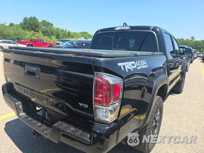 2020 Toyota Tacoma TRD Off-Road Crew Cab Medium Bed - zdjęcie 4 z 37 - miniatura