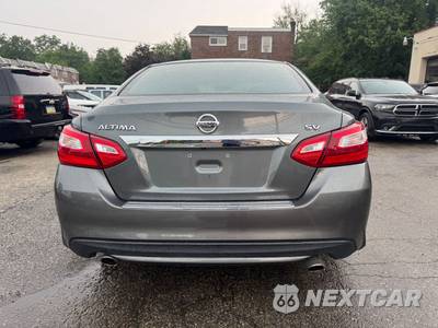 2017 Nissan Altima 2.5 S - zdjęcie 7 z 19 - miniatura