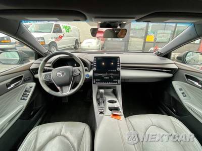 2019 Toyota Avalon Hybrid Limited - zdjęcie 11 z 25 - miniatura