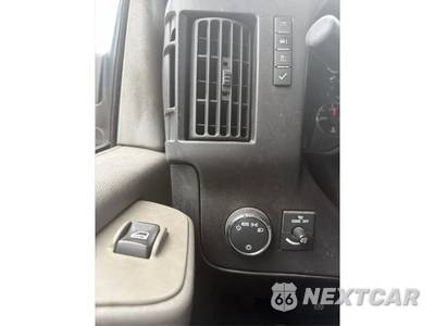 2013 Chevrolet Express 2500 Cargo Van 1WT 135.0" WB - zdjęcie 30 z 39 - miniatura