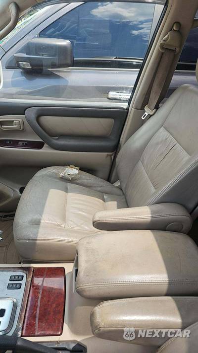 2005 Toyota Land Cruiser - zdjęcie 25 z 28 - miniatura