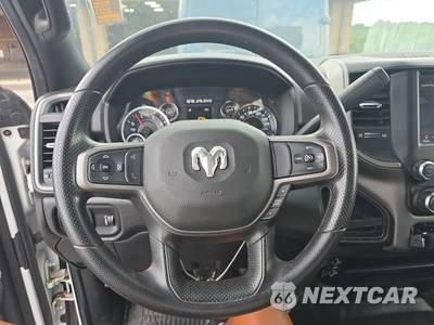 2023 Ram 3500 Cab Chassis Tradesman Crew Cab DRW - zdjęcie 10 z 25 - miniatura