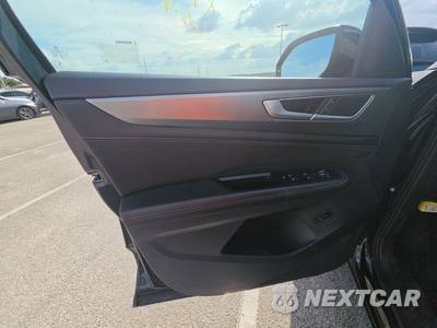 2025 Volkswagen Atlas Cross Sport 2.0T SE w/Technology - zdjęcie 9 z 24 - miniatura