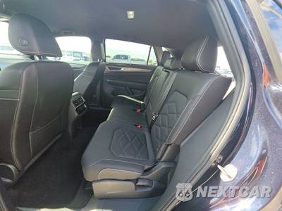 2025 Volkswagen Atlas Cross Sport 2.0T SE w/Technology - zdjęcie 13 z 24 - miniatura