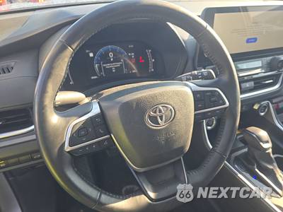 2025 Toyota Grand Highlander XLE - zdjęcie 10 z 24 - miniatura