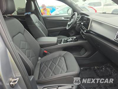 2026 Volkswagen Atlas Cross Sport 2.0T SE w/Technology - zdjęcie 8 z 18 - miniatura
