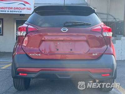 2019 Nissan Kicks SR - zdjęcie 7 z 31 - miniatura