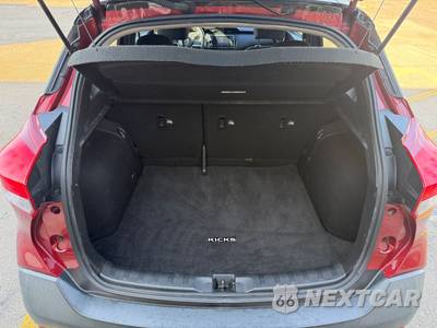 2019 Nissan Kicks SR - zdjęcie 12 z 31 - miniatura