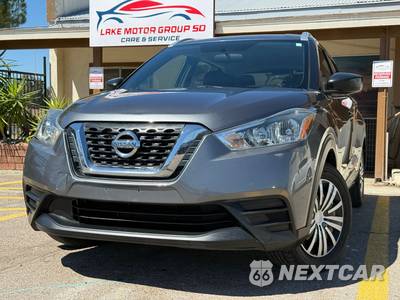 2019 Nissan Kicks S - zdjęcie 1 z 30 - miniatura