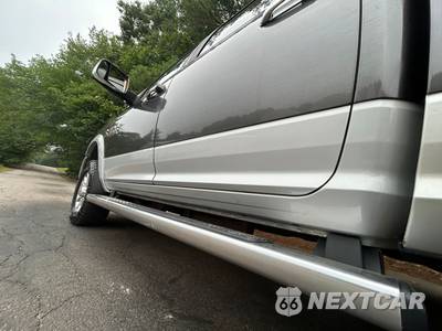 2017 Ram 3500 Laramie Crew Cab Medium Bed - zdjęcie 26 z 34 - miniatura