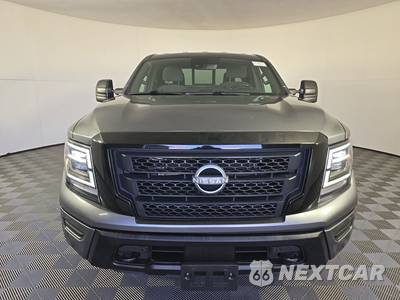 2024 Nissan TITAN SV Crew Cab Short Bed - zdjęcie 2 z 17 - miniatura