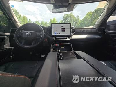 2023 Toyota Sequoia TRD Pro - zdjęcie 11 z 21 - miniatura