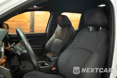 2025 Toyota Tacoma SR5 Crew Cab Medium Bed - zdjęcie 9 z 28 - miniatura