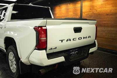 2025 Toyota Tacoma SR5 Crew Cab Medium Bed - zdjęcie 6 z 28 - miniatura