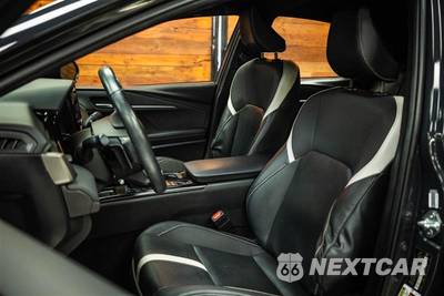 2025 Toyota Camry SE - zdjęcie 9 z 29 - miniatura