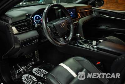 2025 Toyota Camry SE - zdjęcie 8 z 29 - miniatura