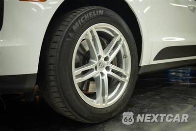 2020 Porsche Macan S - zdjęcie 4 z 37 - miniatura