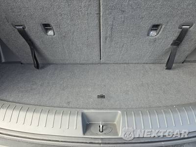 2018 Volkswagen Golf R Hatchback w/DCC & Navigation - zdjęcie 17 z 28 - miniatura