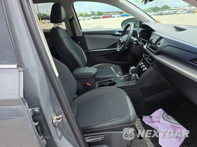 2023 Volkswagen Taos SE - zdjęcie 8 z 29 - miniatura