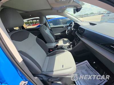2023 Volkswagen Taos SE - zdjęcie 8 z 20 - miniatura