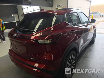 2022 Nissan Kicks SR - zdjęcie 4 z 20 - miniatura